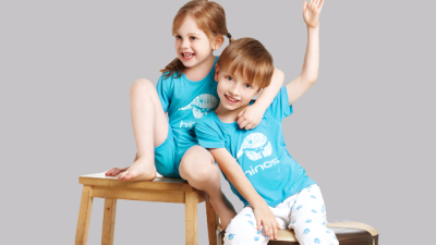 С�{��ͯ�ź�˯��